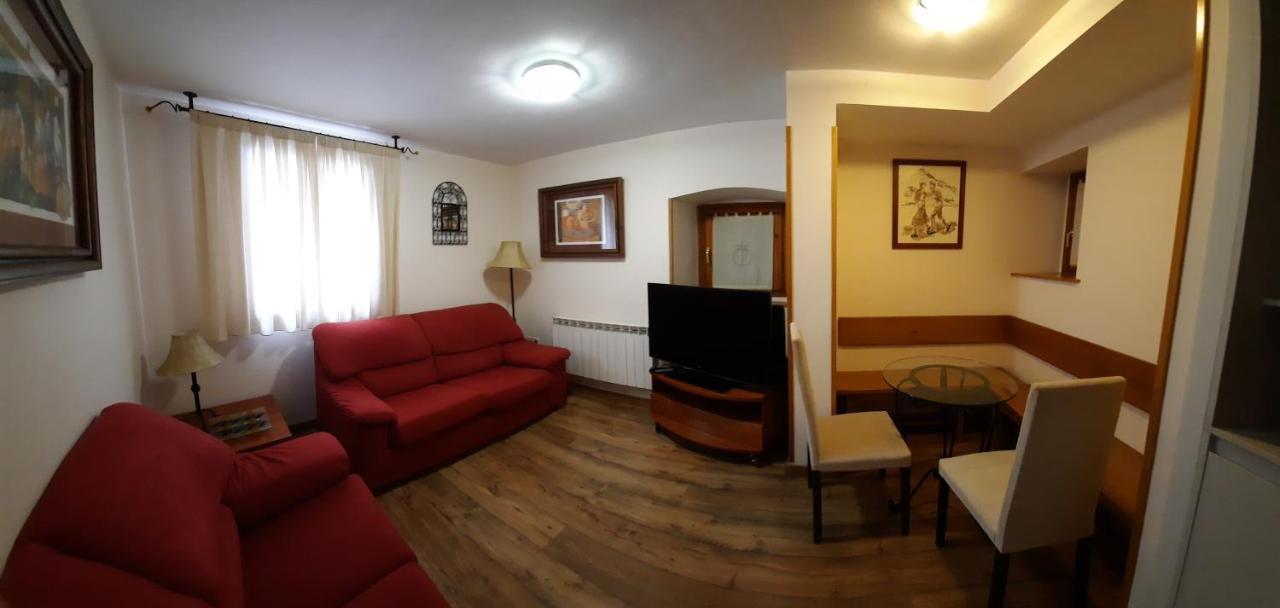 Hotel Casa Escolano El Pueyo de Jaca Ngoại thất bức ảnh
