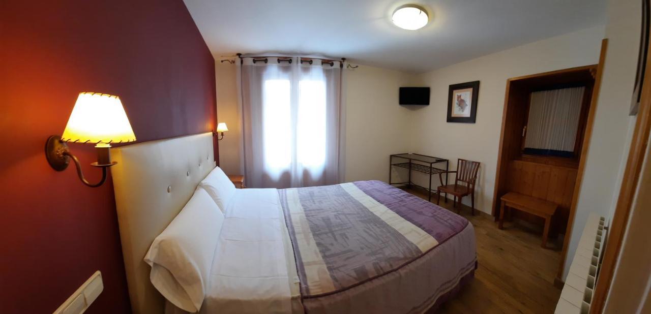 Hotel Casa Escolano El Pueyo de Jaca Ngoại thất bức ảnh